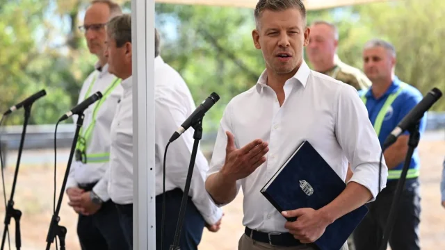 Magyar Péter: az atomenergia elengedhetetlen a klímavédelemhez