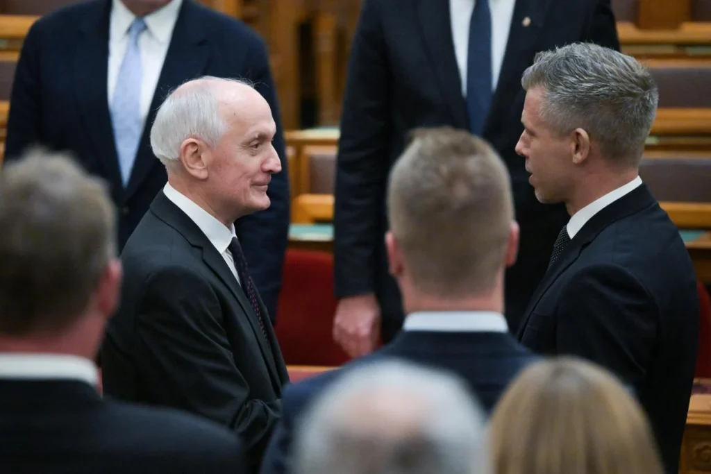 Magyar Péter köszöntötte Baka Andrást hivatalba lépése alkalmából