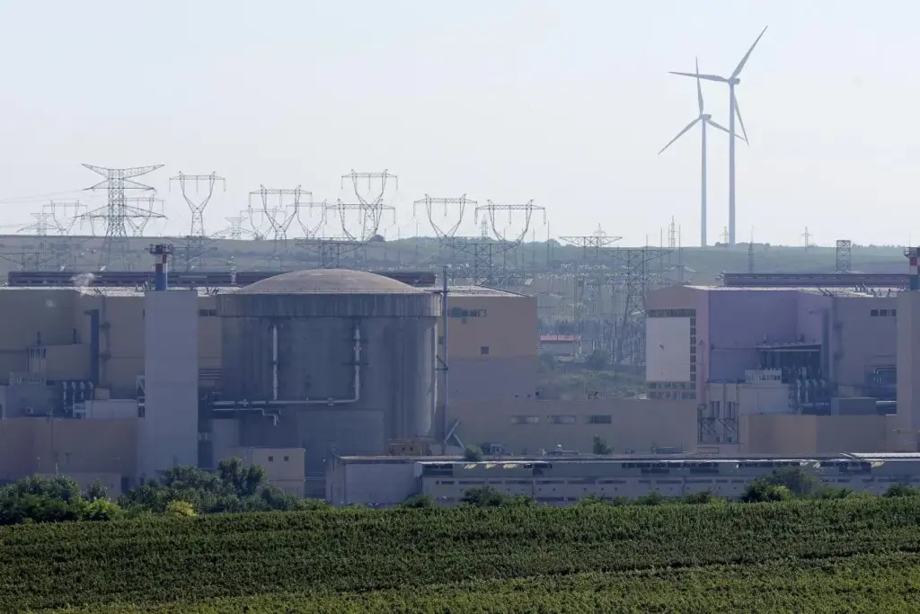 Megkezdődött a cernavodai atomerőmű kettes blokkjának leállítása