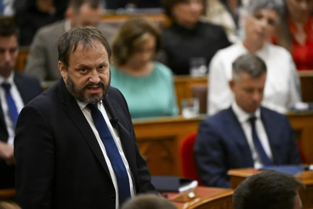 Megválasztották az NVVH vezetőit és tárgyalták a tűzifa áfájának csökkentését