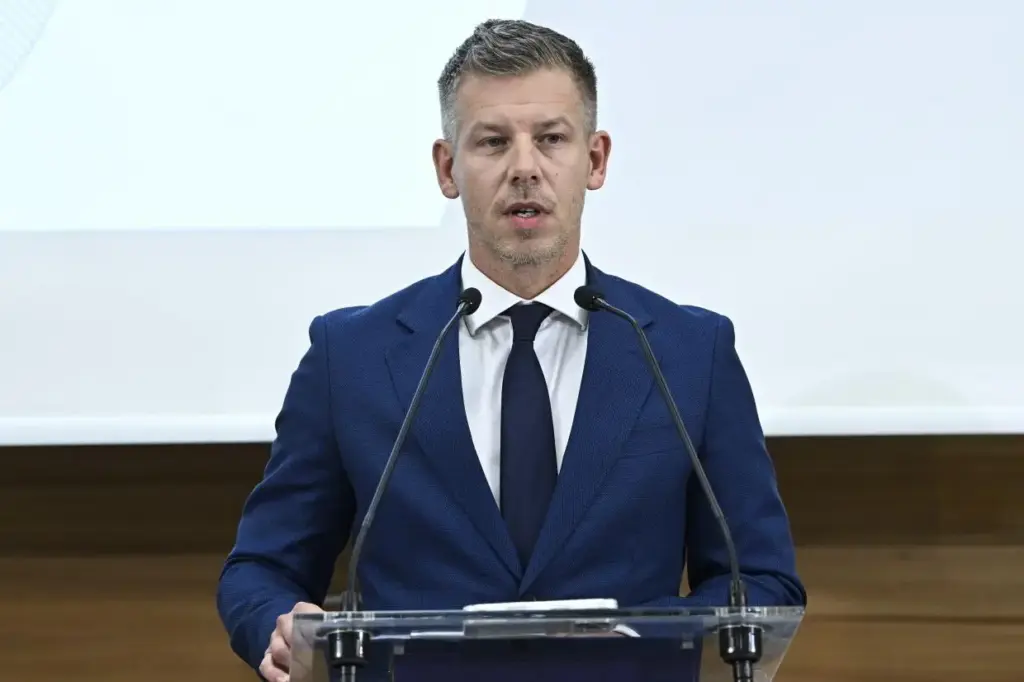 Paks: stabil a termelés, miközben emelkedett a Duna vízszintje
