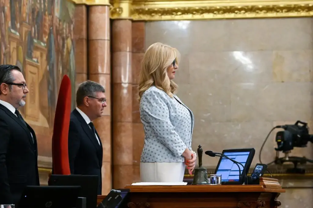 Parlamenti napirend előtti felszólalások: államfőválasztás és nemzetpolitikai viták