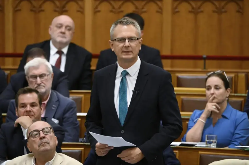 Parlamenti vita az aszályhelyzetről és a kormányzati intézkedésekről