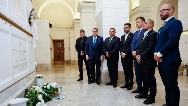 A Real Madrid képviselői megkoszorúzták Puskás Ferenc sírját