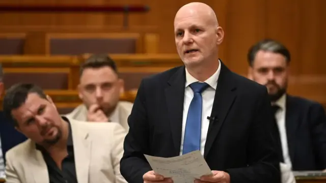 Szabadon választhatnak iratkezelő rendszert a közigazgatási intézmények