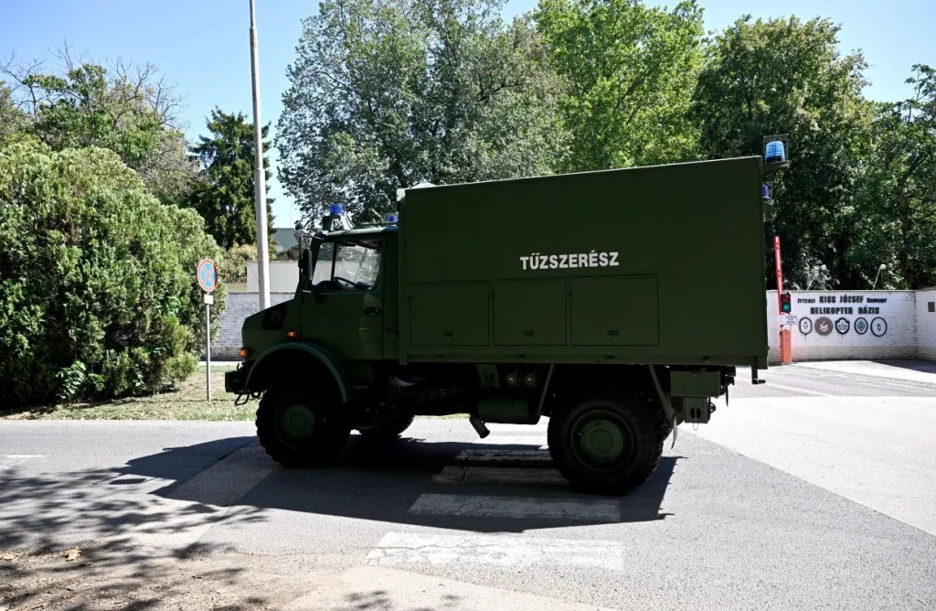 Szolnokon gyulladt ki egy Gripen vadászgép a leszállást követően