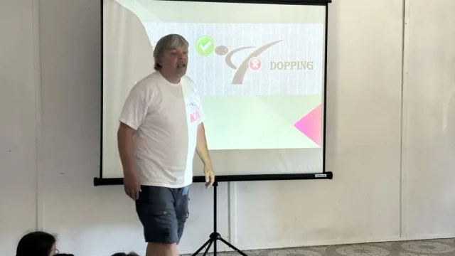 A dopping ellen is küzdenek a kick-boxosok