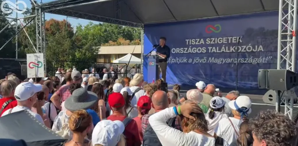 Magyar Péter: Két év alatt épült fel a Tisza Szigetek közössége