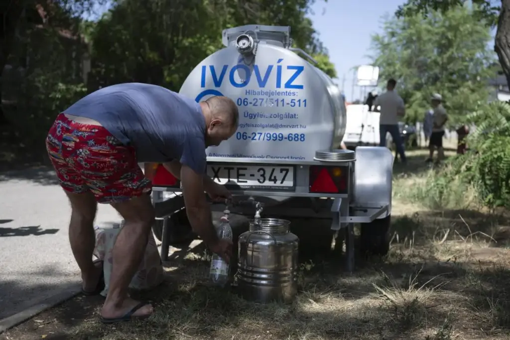 Több száz településen korlátozzák a vízfogyasztást a tartós kánikula miatt
