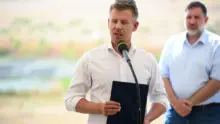 Ütemezetten halad a paksi fenékküszöb építése