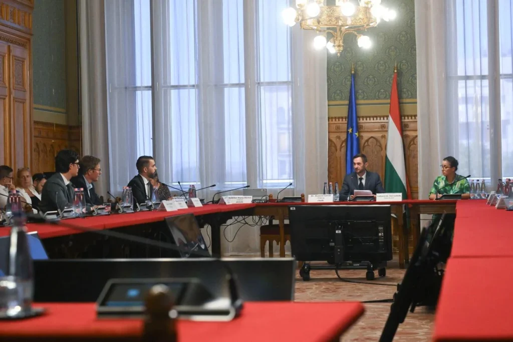 Meghallgatták az NVVH-jelölteket az igazságügyi bizottság zárt ülésén