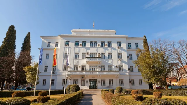 Montenegró: szűkítik a kormánytagok és az államfő mentelmi jogát