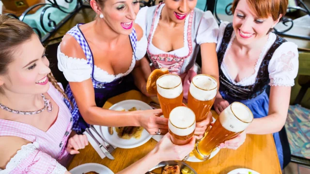 Már épül a világ legnagyobb népünnepélye: minden, amit az Oktoberfest 2026-ról tudni érdemes