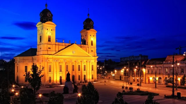 Templomok éjszakája: három vezetett túra várja az érdeklődőket Debrecenben