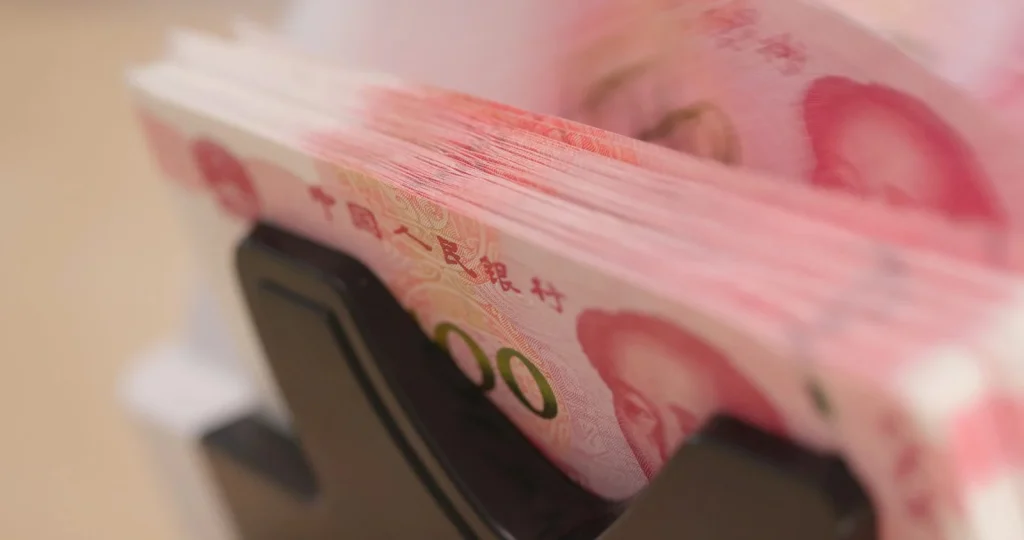 Több tízmilliárd dollárral támogatja állami bankjait Kína a gazdaság élénkítése érdekében