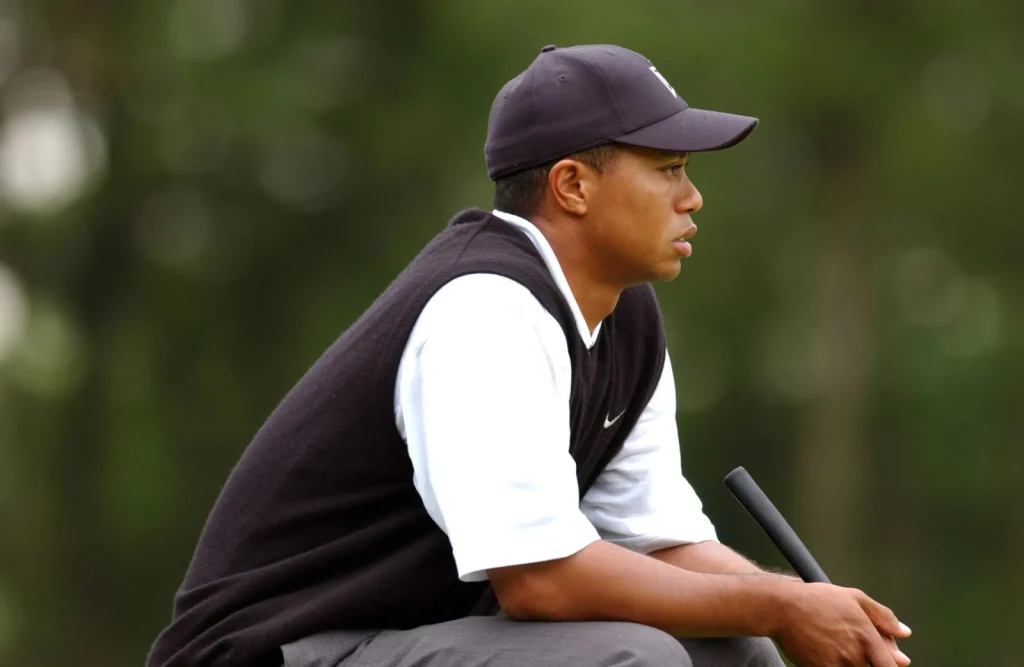 Vádalku után öt évre bevonták Tiger Woods jogosítványát egy márciusi baleset miatt
