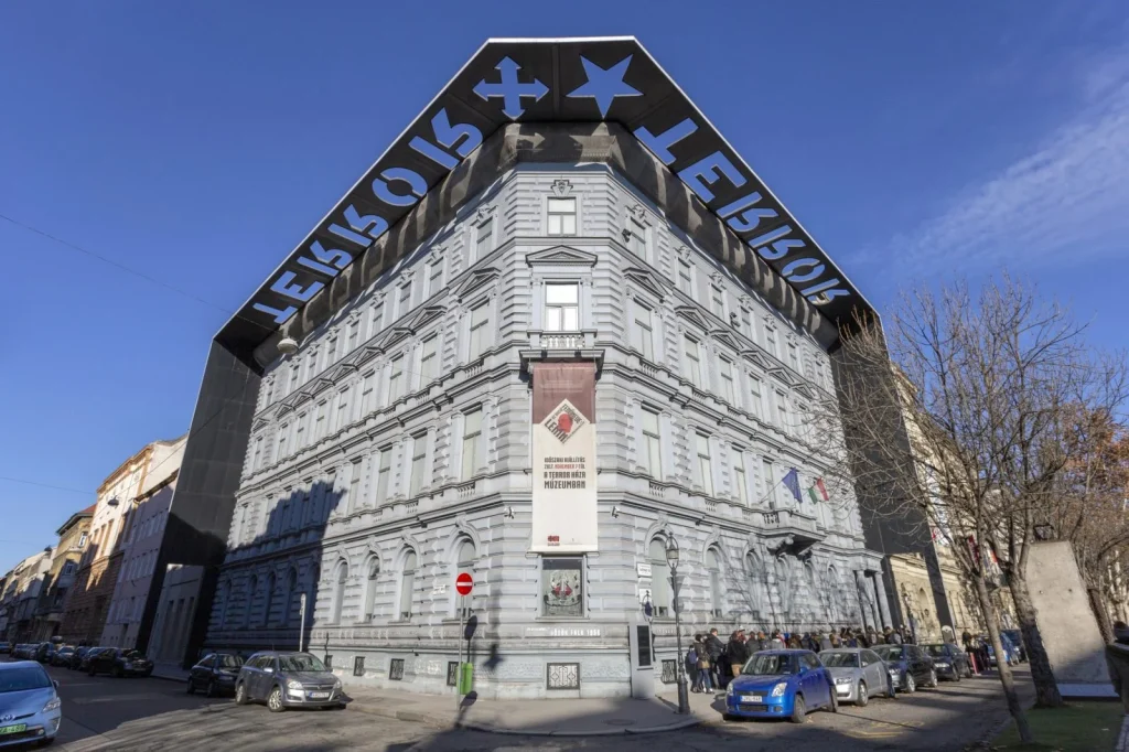A Fidesz köszönetet mondott Schmidt Máriának a Terror Háza Múzeum élén végzett munkájáért