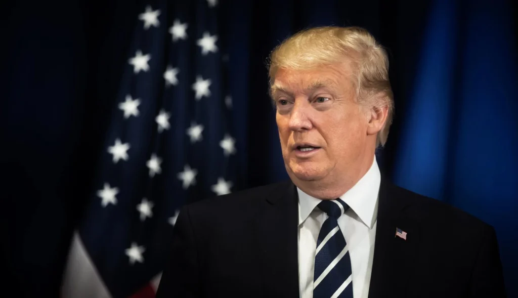 Donald Trump elutasította a Kínával kapcsolatos hírszerzési vádakat