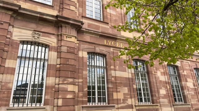 Terrorcselekmény előkészítése miatt indult eljárás egy lyoni tinédzser ellen