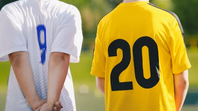 Sportmezek viselését tiltották be egy nemours-i középiskolában a konfliktusok elkerülése érdekében