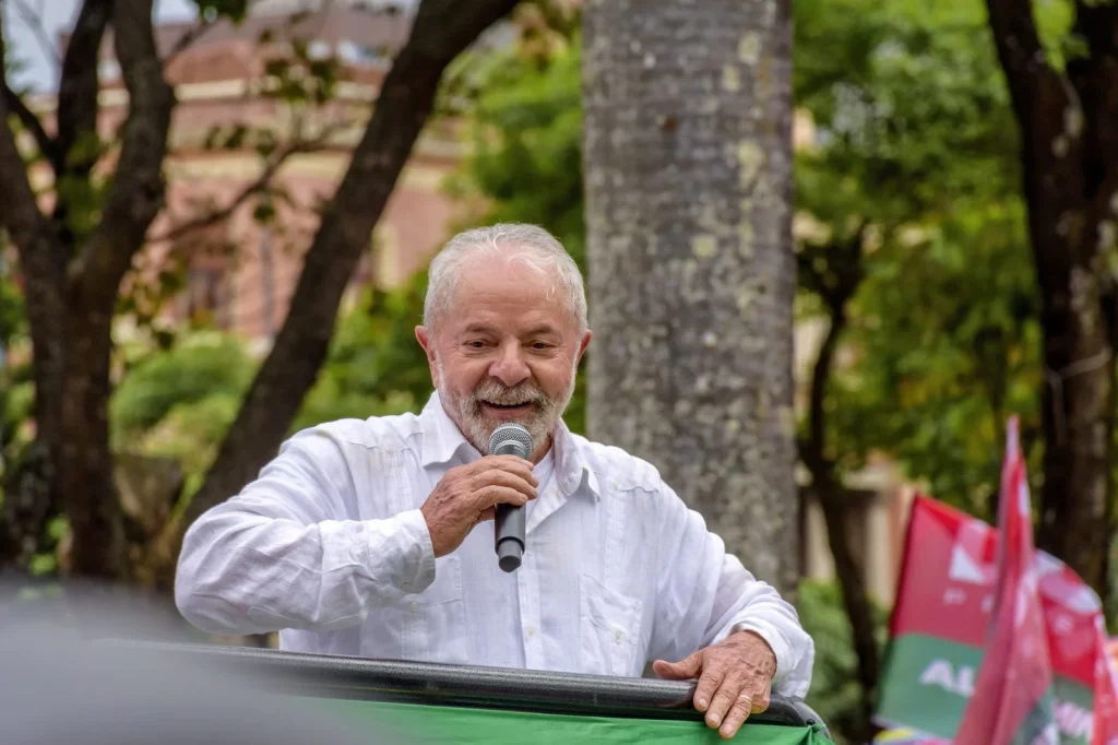 A brazil elnök kampánya szerint Trump Brazília gyarmatosítására és erőforrásainak megszerzésére törekszik