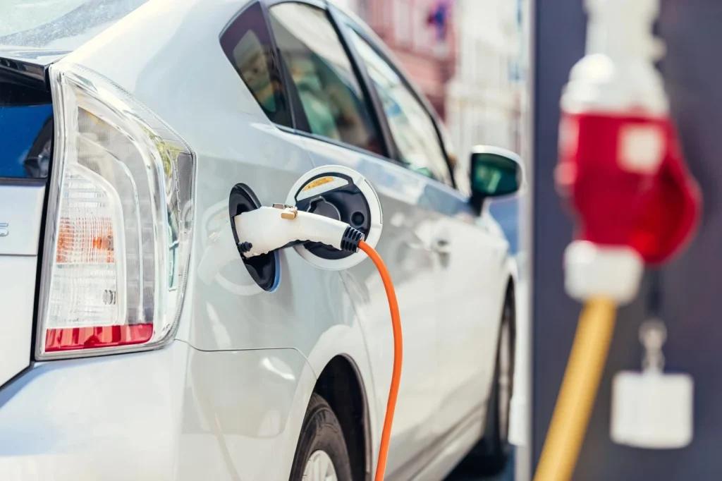 Rekordot döntött az elektromos autók piaci részesedése az Európai Unióban