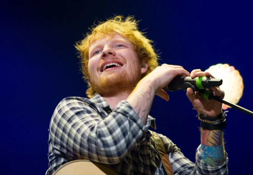 Tiltakozások közepette folytatódik Ed Sheeran amerikai turnéja