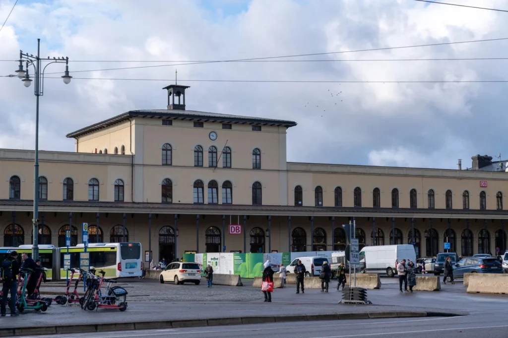 Robbanás történt az augsburgi főpályaudvaron, többen megsérültek