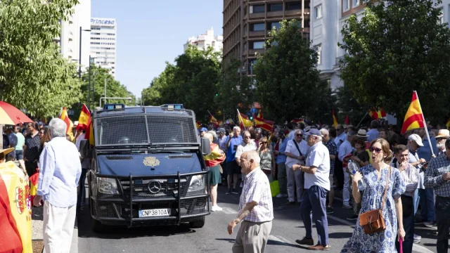 70 év után lakoltatták ki a hölgyet – tömegek tüntettek Madridban