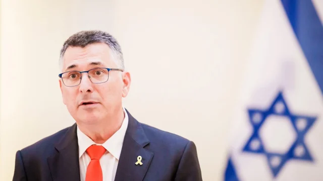 Diplomáciai feszültség: Izrael bezárja jeruzsálemi brit konzulátusát