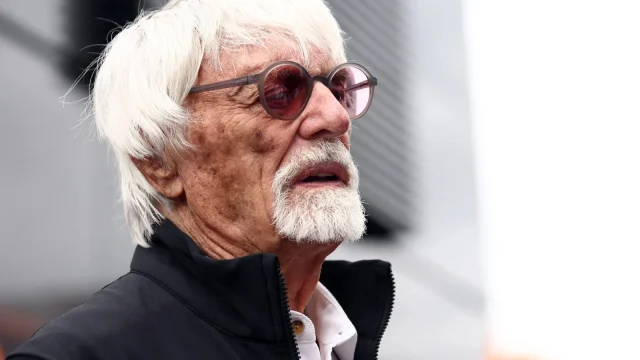 Sörétes puska miatt állították meg Bernie Ecclestone-t Portugáliában