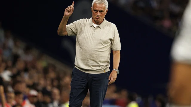 Jose Mourinho és Diego Simeone taktikai csatája a madridi derbin