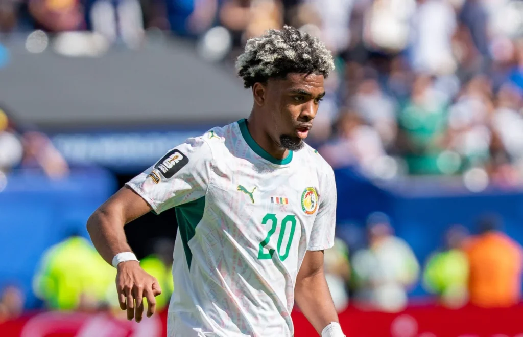 Az Aston Villa leigazolta a PSG fiatal tehetségét, Ibrahim Mbaye-t