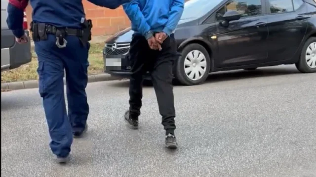 Tizenhárom főt fogtak el a Jászberényi Rendőrkapitányság nagyszabású körözési akciójában