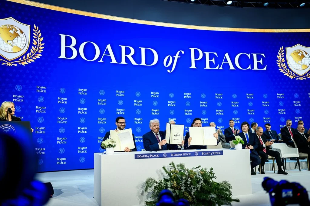 Gázai újjáépítési terv: 2,45 milliárd dolláros programot jelentett be a Board of Peace