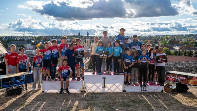Történelmi falak között zárult a Maraton Challenge hegyikerékpáros sorozat
