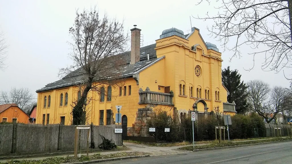 Újra felszentelték a felújított Rákospalotai Zsinagógát