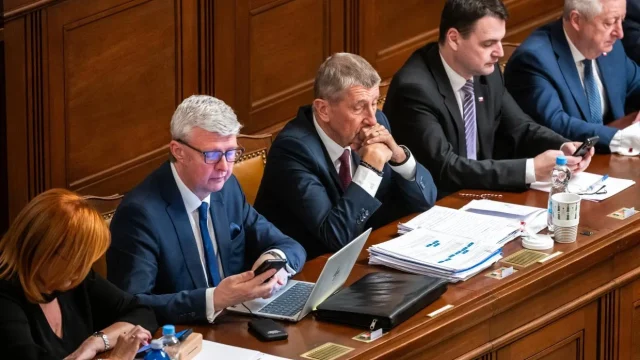 Árkorlátozást helyezett kilátásba a cseh kormány az energiaárak miatt