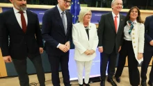 A Patrióták Európáért frakció támogatja a Magyarországnak járó uniós források kifizetését