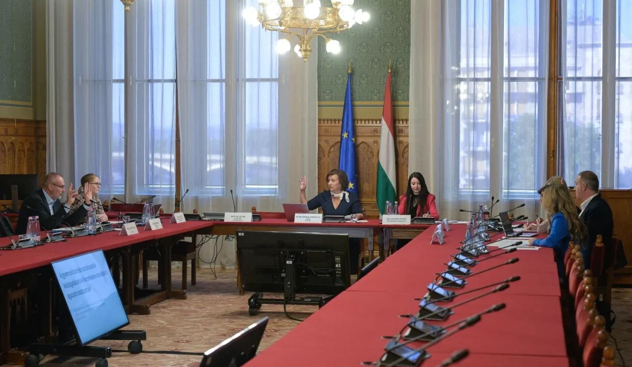 Adatszolgáltatásra kötelezte a Fővárosi Önkormányzatot a bicskei ügyet vizsgáló bizottság