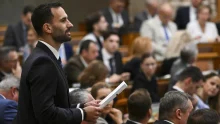 Adótörvények és fogyasztóvédelmi szabályok módosításáról tárgyalt az Országgyűlés