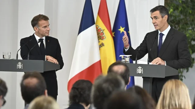 Ambiciózusabb uniós költségvetést sürget a 2028-2035 közötti időszakra Pedro Sánchez és Emmanuel Macron