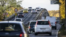 Húszezer forint dízeltámogatás érkezik havonta az autósoknak év végéig