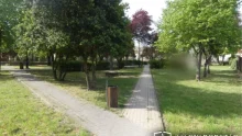 Késsel támadt egy gyalogosra egy nő a mezőtárkányi templomkertben