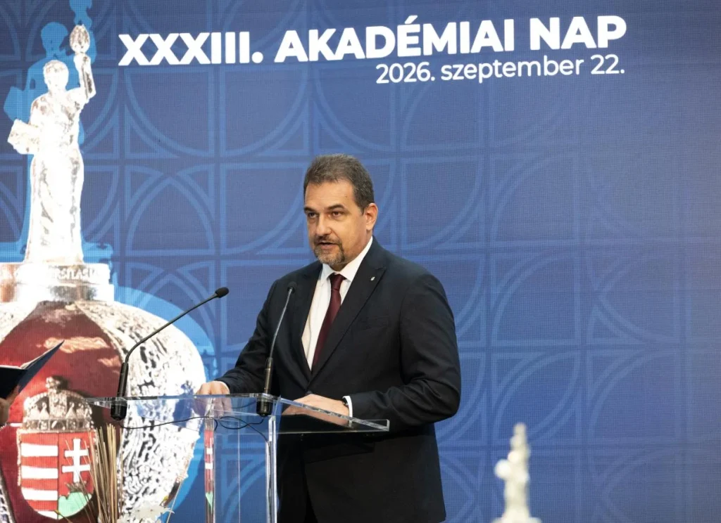 Bóna Szabolcs: A tudásba való befektetés a jövő építésének alapja