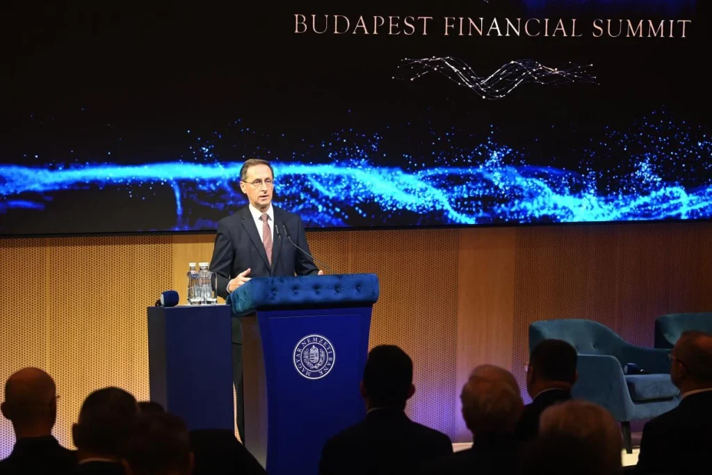 Budapest Financial Summit: A jegybanki együttműködés fontosságát hangsúlyozta Varga Mihály