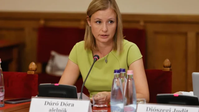 Dúró Dóra szerint alapvető érdek az orosz energiahordozókhoz való hozzáférés