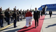 Macron fogadta XIV. Leó pápát, aki a vallás helyéről is üzent Franciaországnak