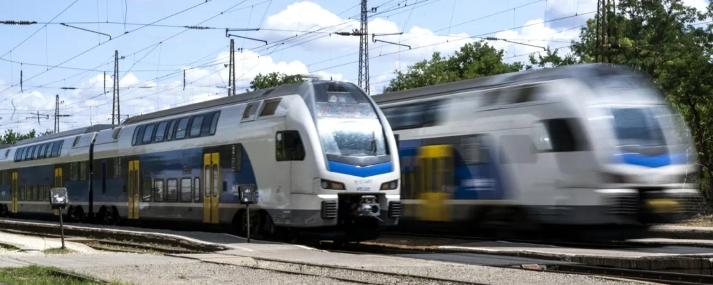 Országszerte korlátlanul utazhat bárki 999 forintért az autómentes napon
