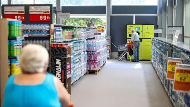 Több szakmai szervezet is az élelmiszeripari árrésstop kivezetését követeli